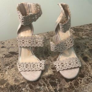 Jessica Simpson neutral color, high heel shoes hardly worn